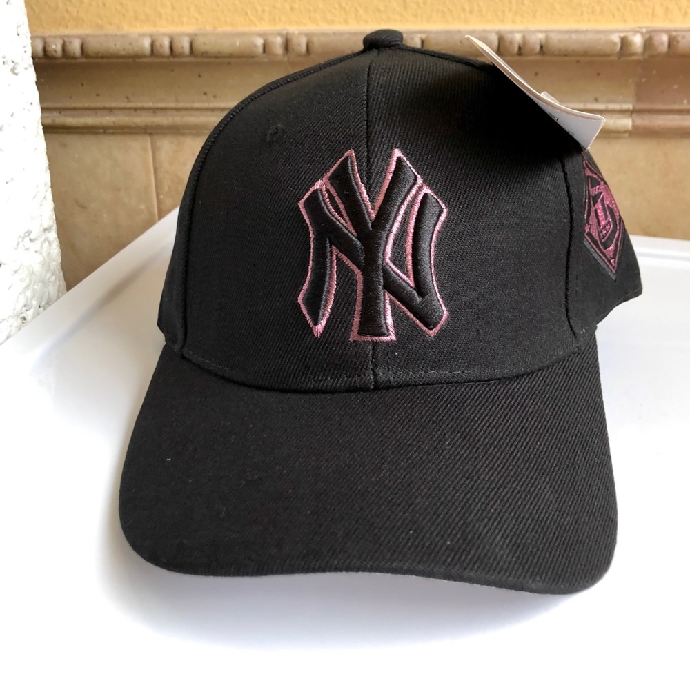 MLB New York Women's Yankees Cap
